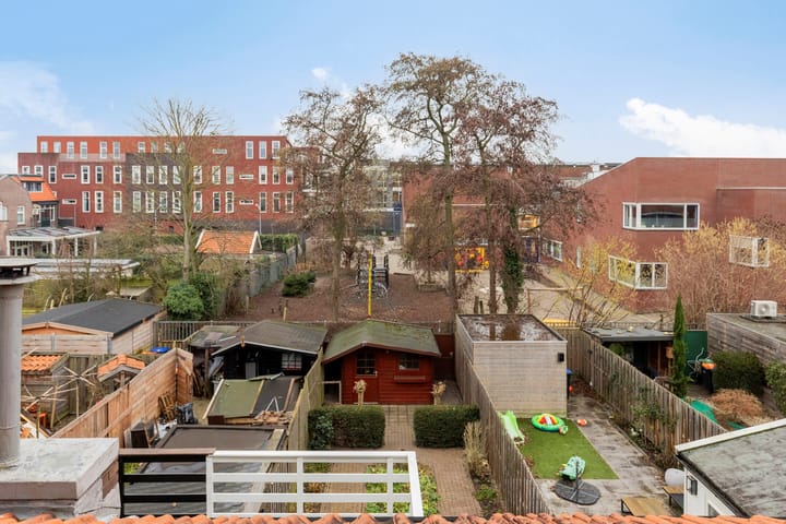 Photo 39 of Prins Bernhardstraat 8