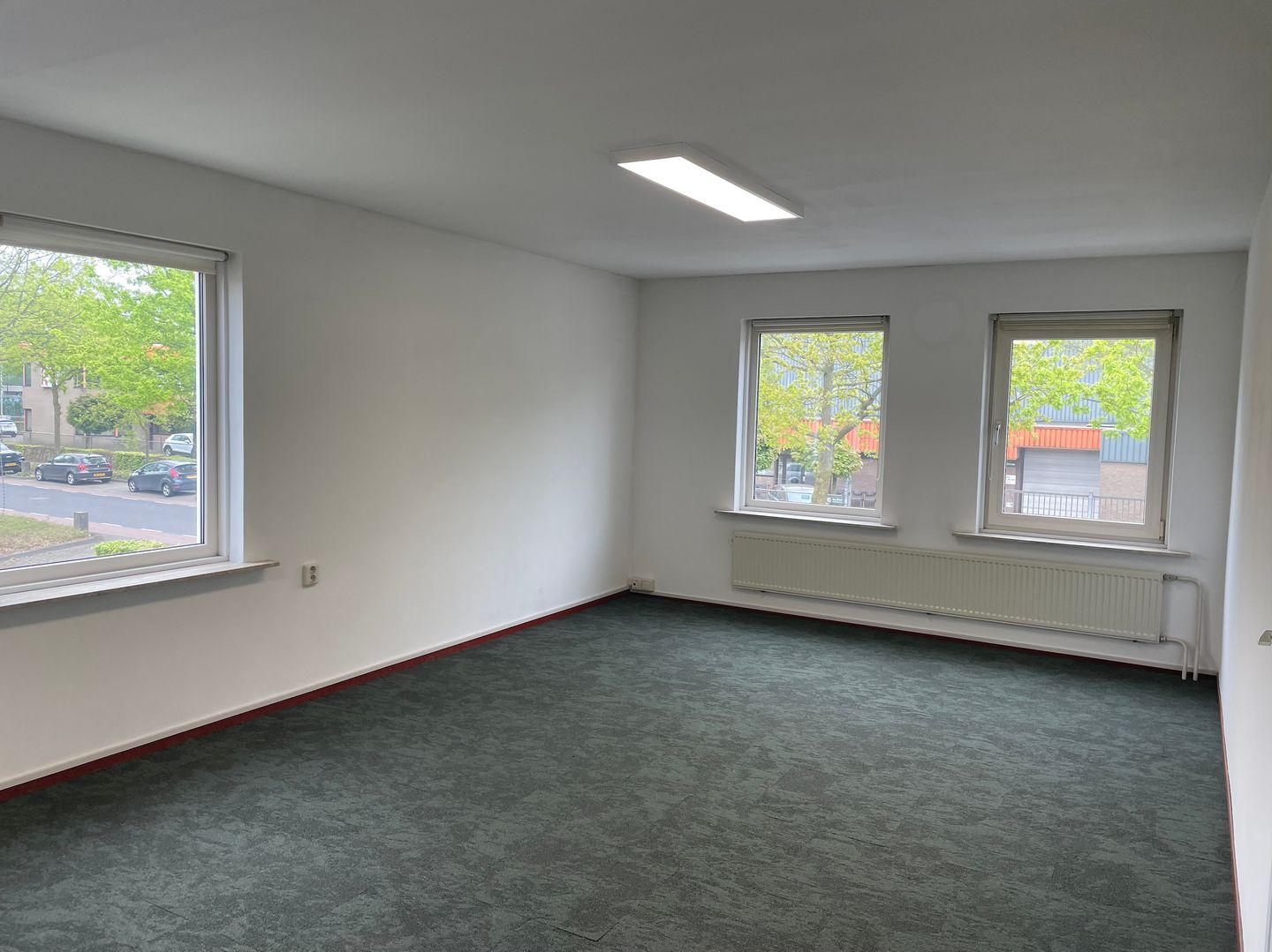 Bekijk foto 2 van Huygensweg 1