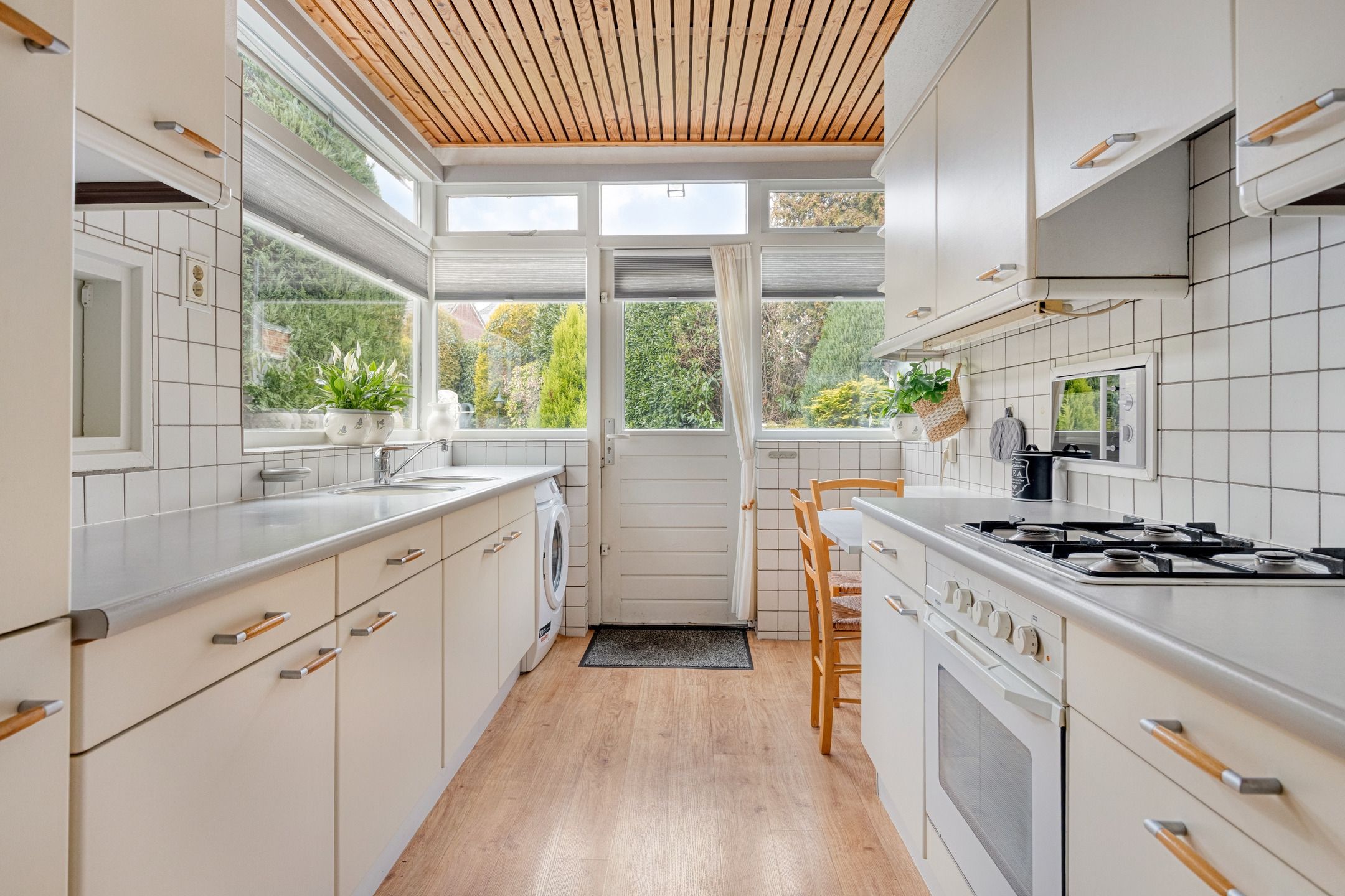 Photo 12 of Gronausestraat 47