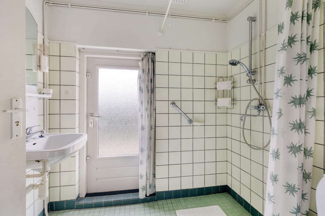 Photo 23 of Gronausestraat 47