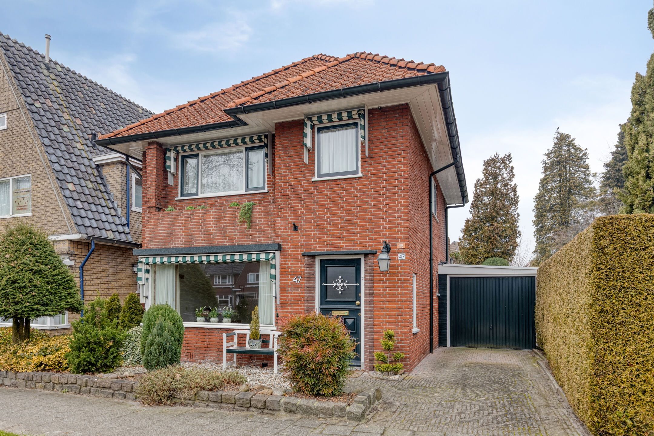 Photo 36 of Gronausestraat 47