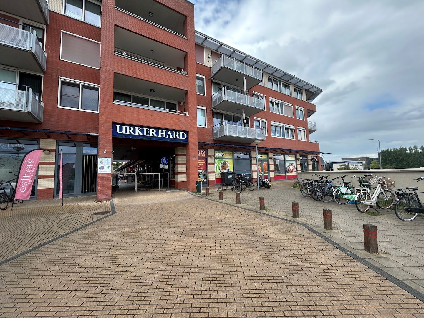 Bekijk foto 2 van Ransuil 61