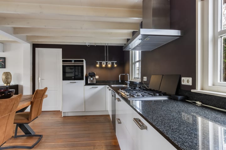 Foto 20 van Oosteinde 11-H67