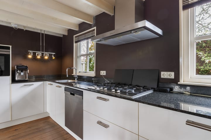 Foto 22 van Oosteinde 11-H67