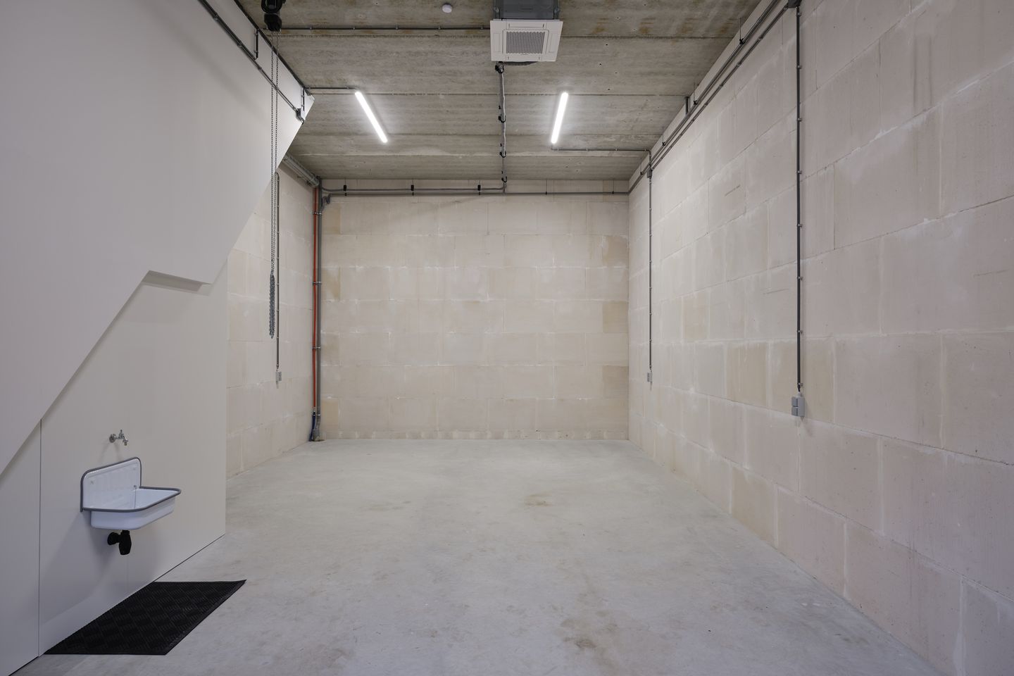 View photo 4 of Overvliet 119