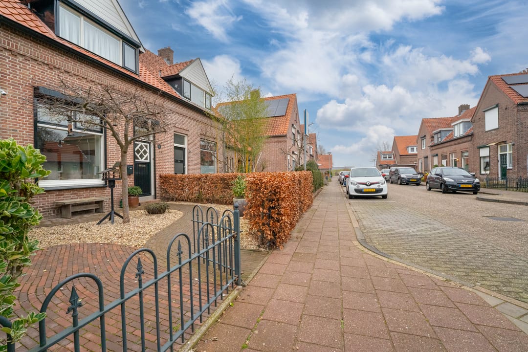 Photo 8 of Tengbergenstraat 18