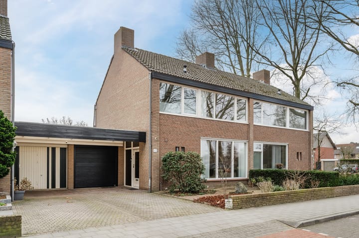 Foto 1 van Nachtegaallaan 45