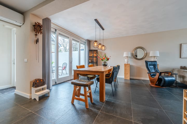 Foto 23 van Nachtegaallaan 45