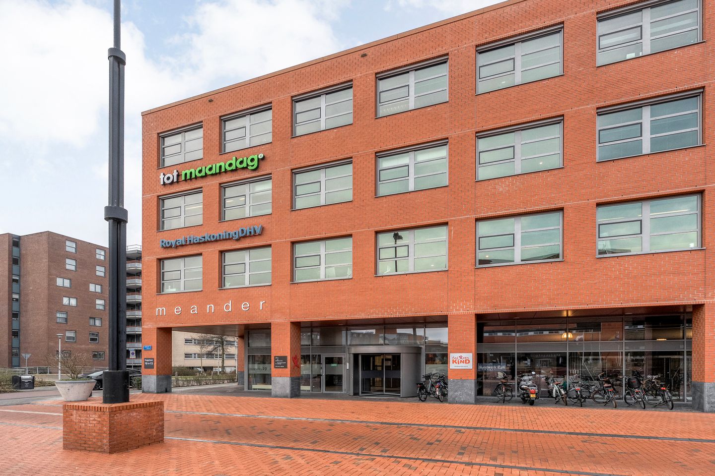 View photo 2 of Koggelaan 21