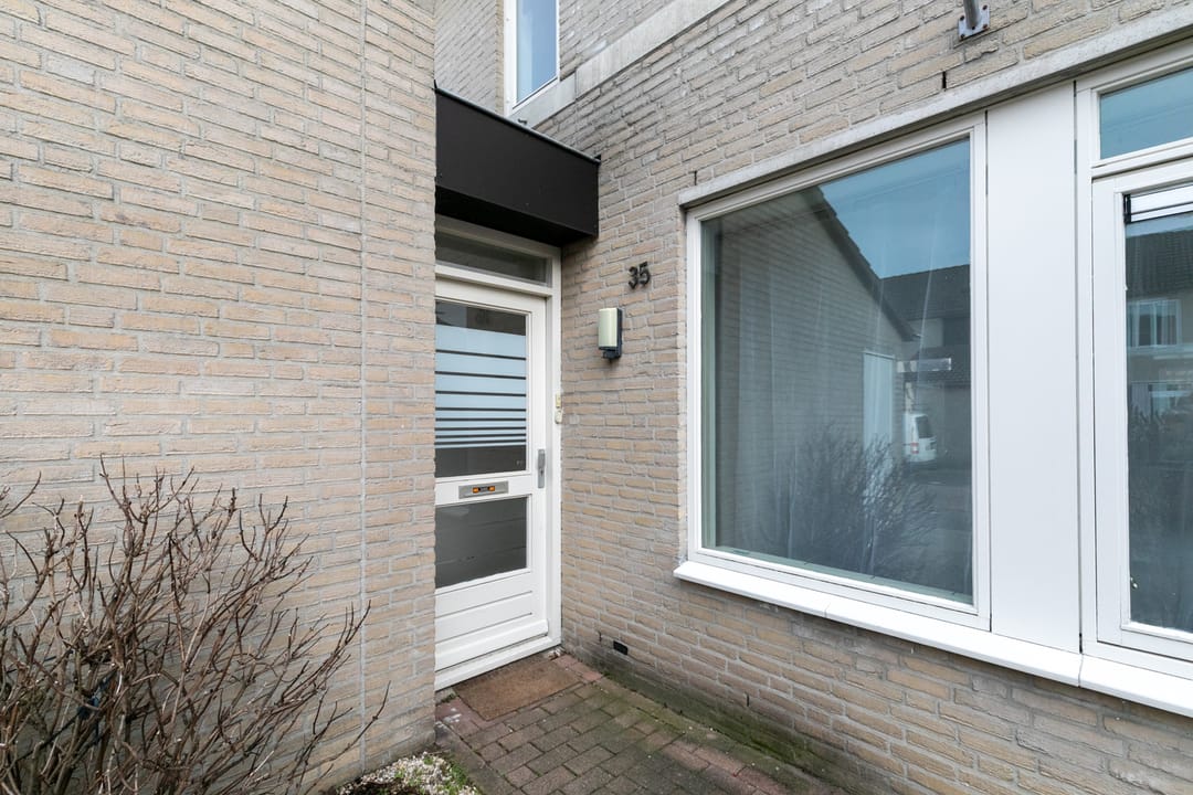Foto 32 van Mantingestraat 35