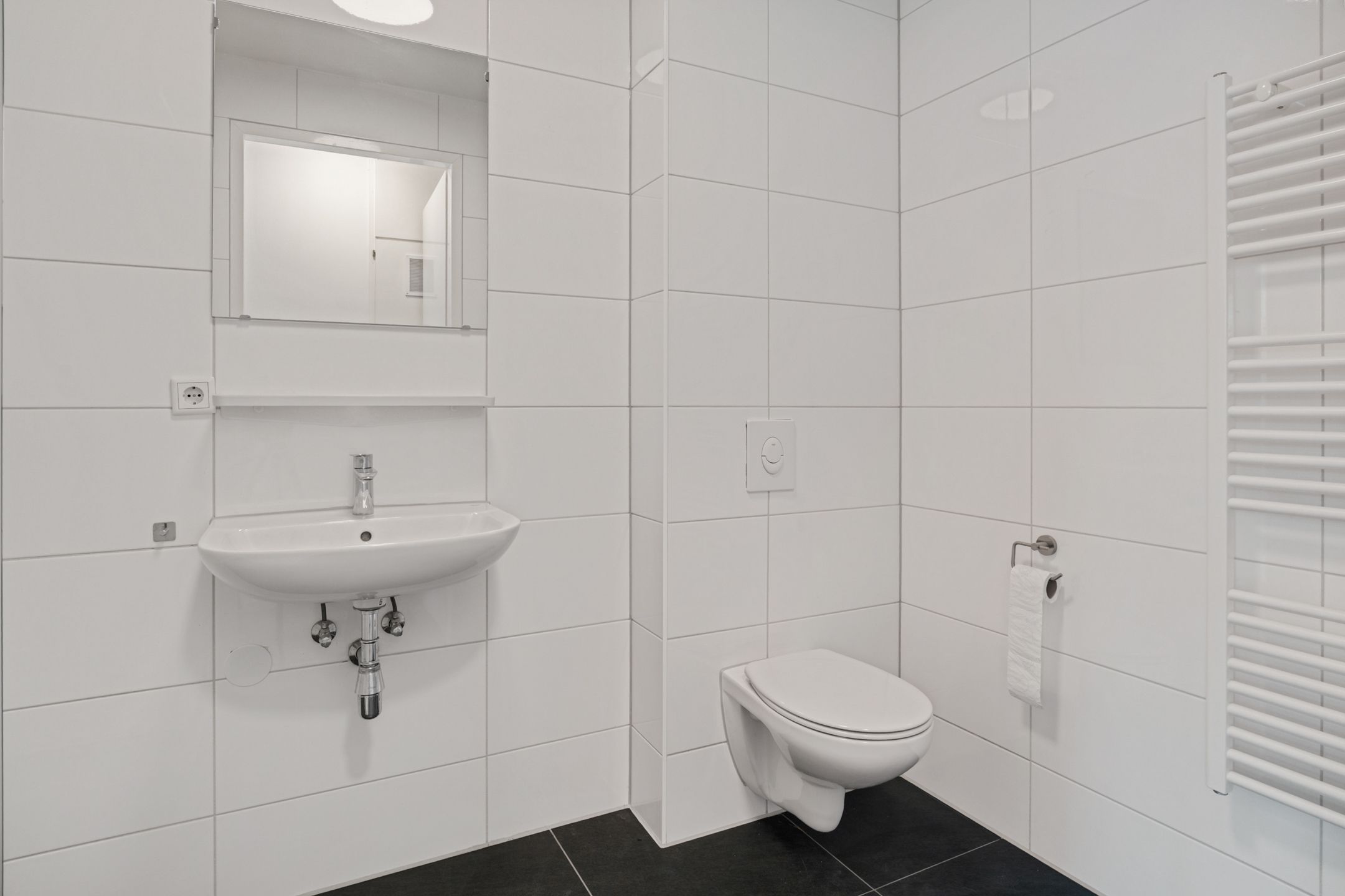 Photo 24 of Fascinatio Boulevard 888-H