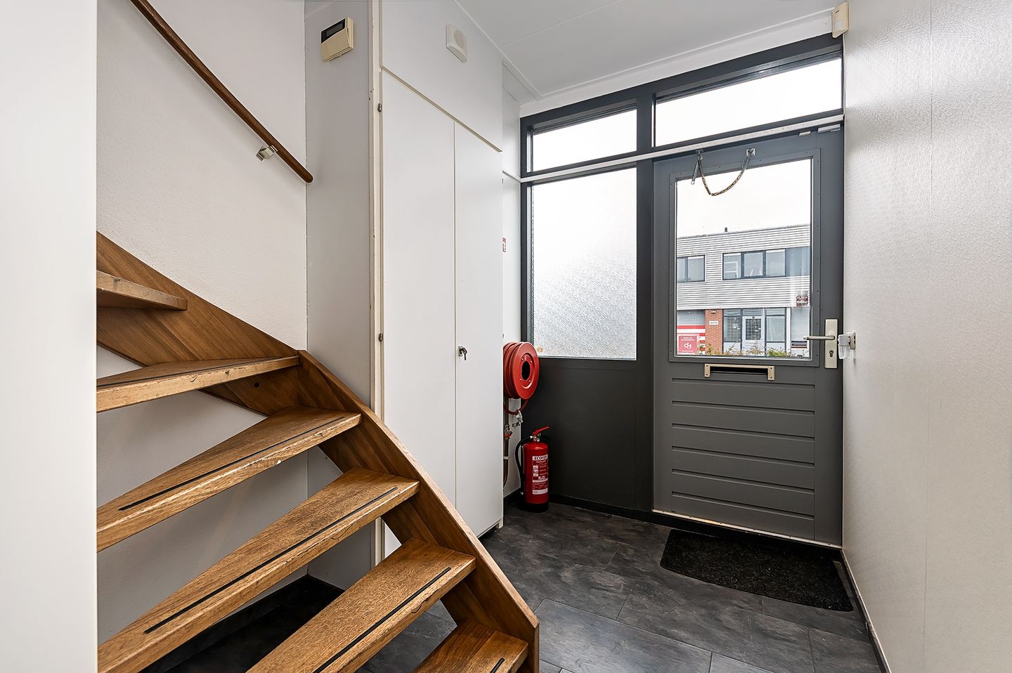 Bekijk foto 2 van Neutronenlaan 44