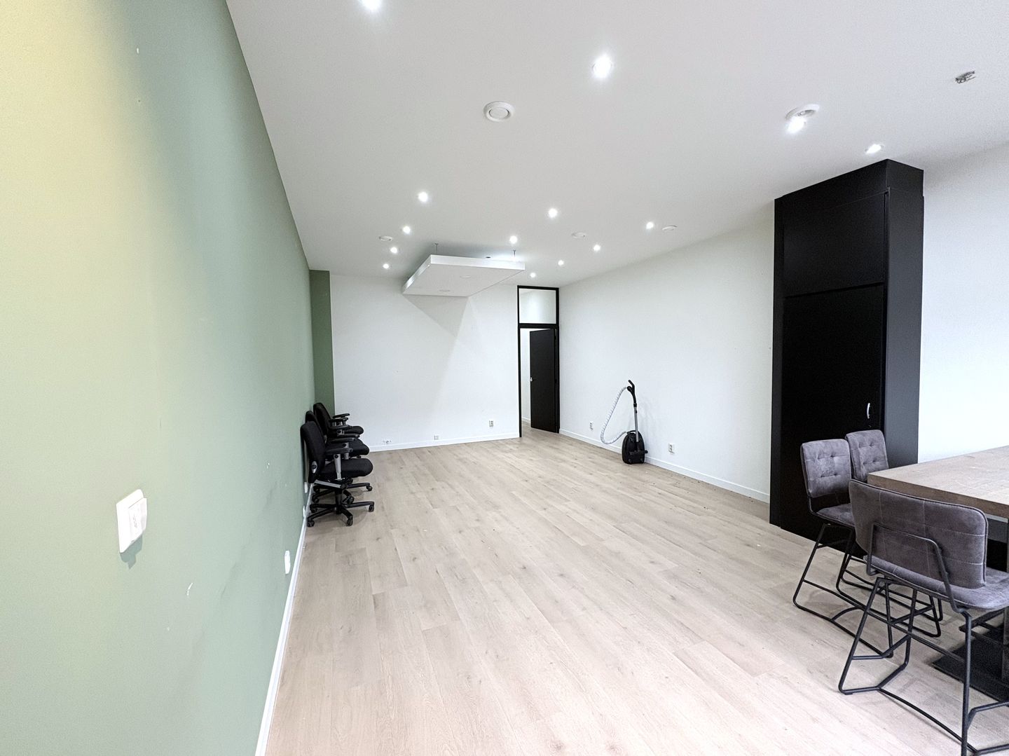 Bekijk foto 4 van Rijswijkseweg 404