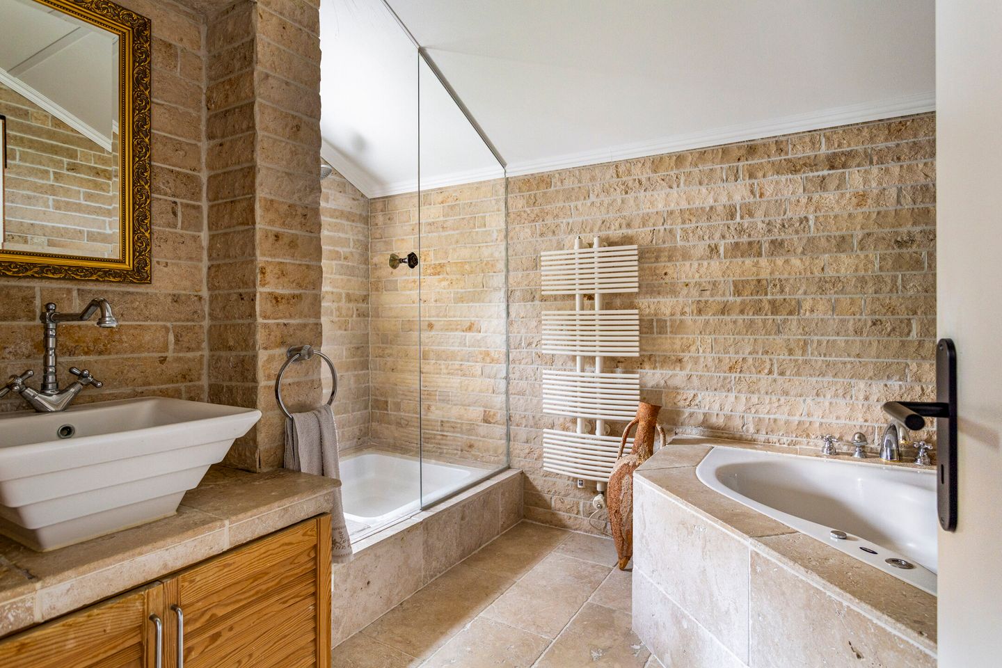 Foto 25 van Oolderhuuske 1-ME1