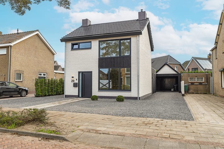 Foto 6 van Pastoor Bielarsstraat 29