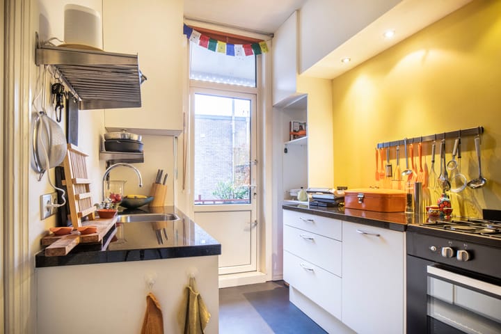 Photo 12 of Alexanderstraat 138