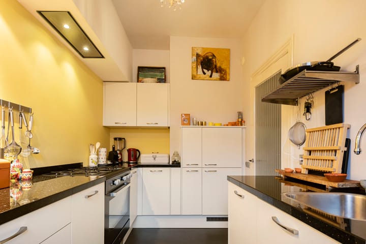 Photo 13 of Alexanderstraat 138