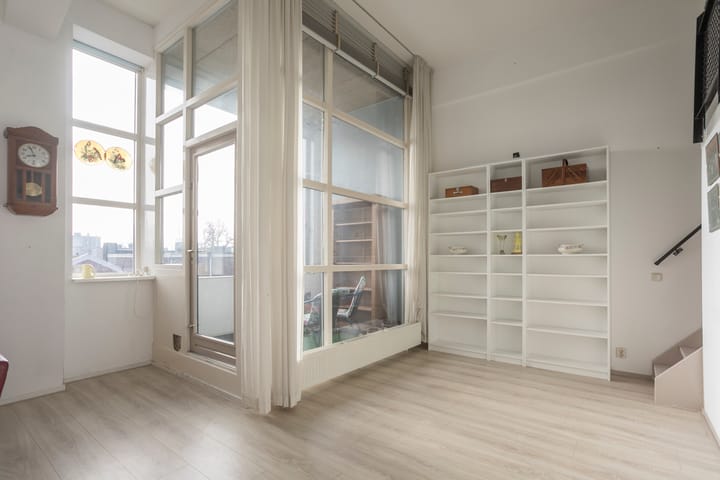 Photo 4 of Catharinastraat 17-18