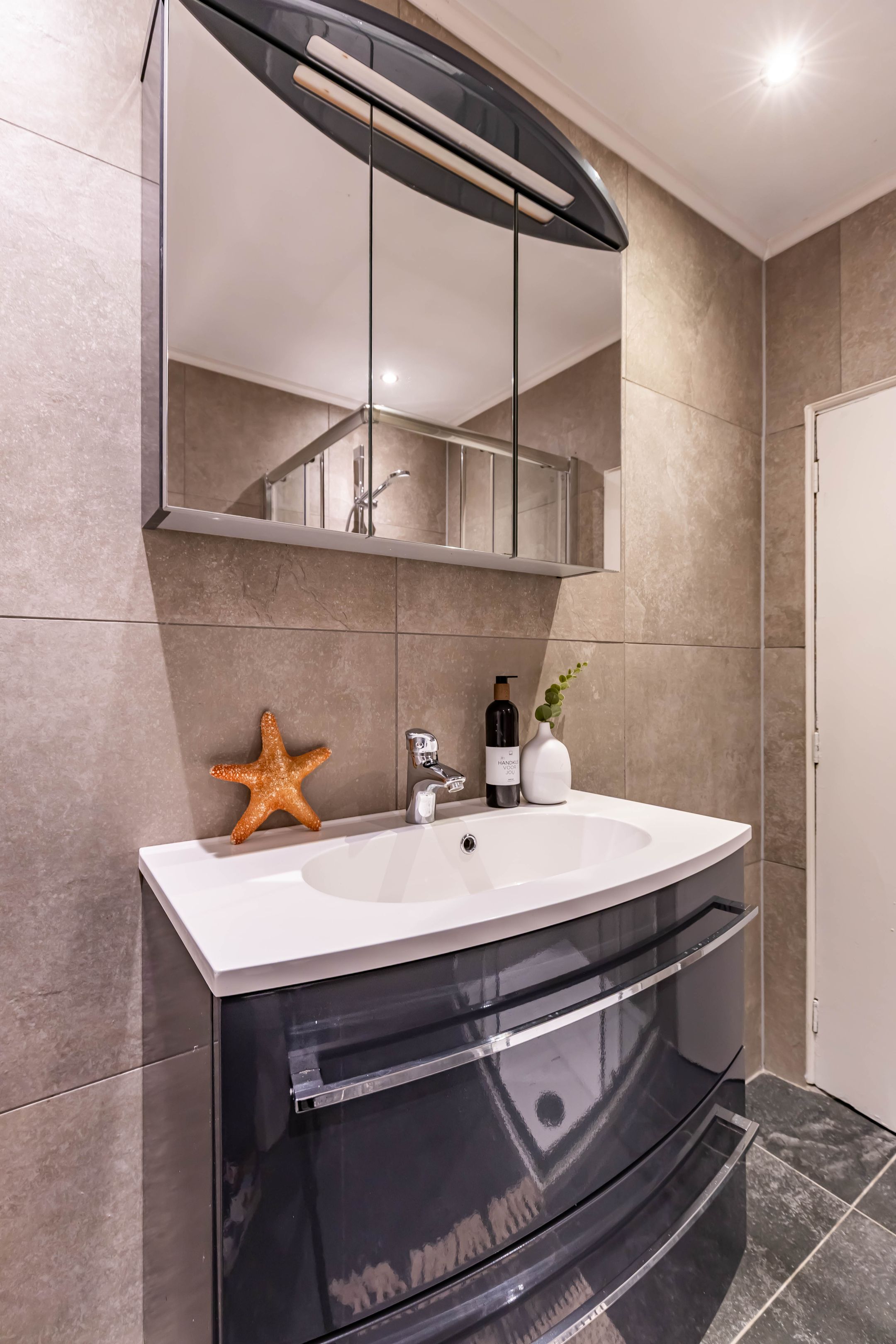 Foto 27 van Friesestraatweg 275