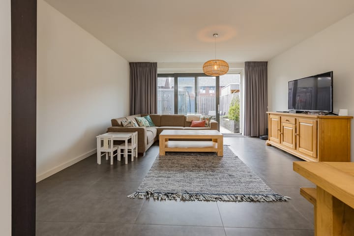 Photo 5 of IJsselsteenhof 11