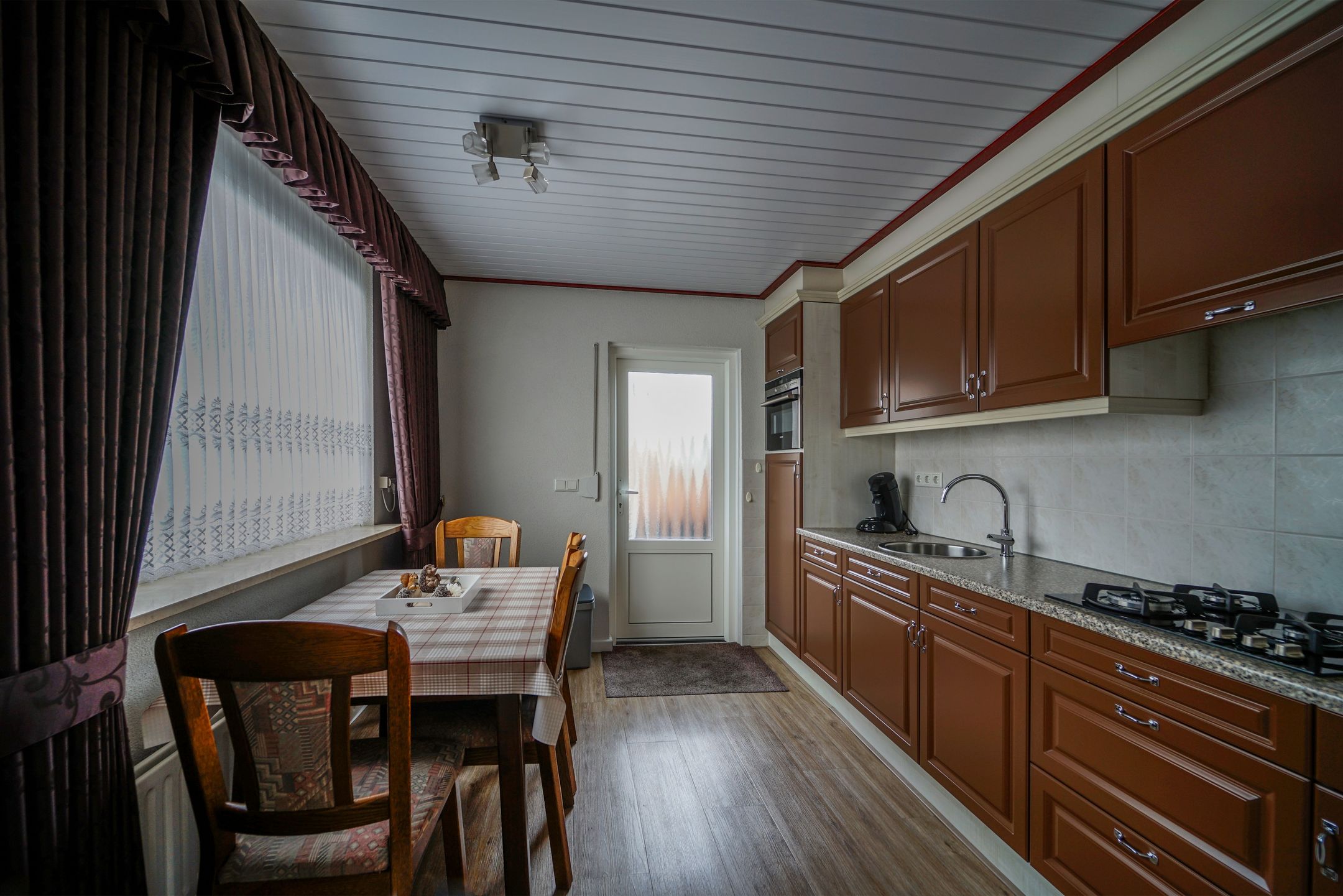 Photo 9 of Rucphensestraat 82