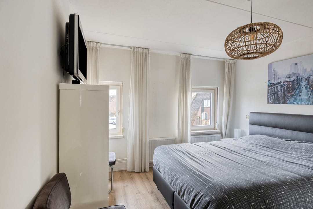 Foto 22 van Pluto 29