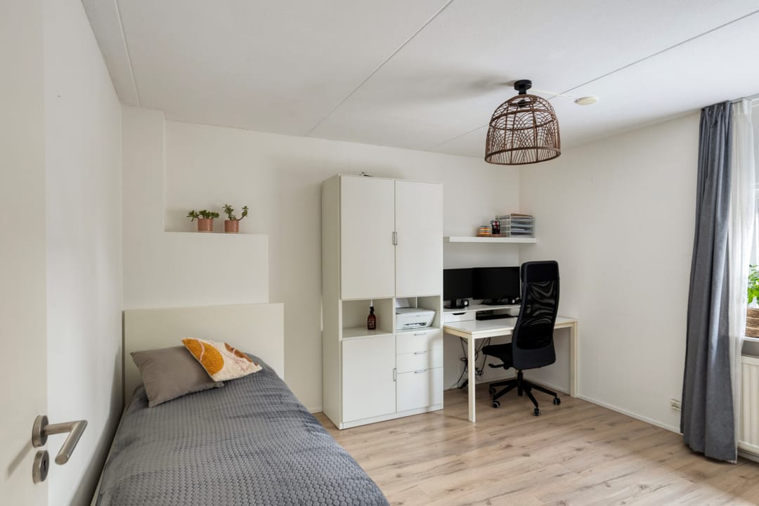 Foto 23 van Pluto 29