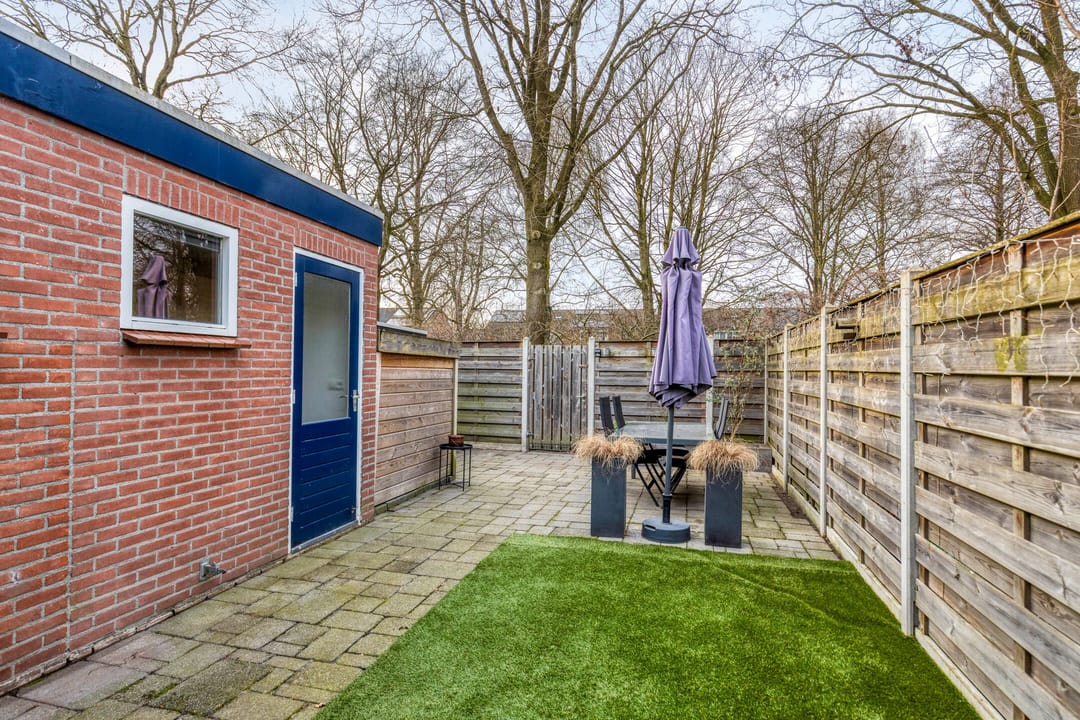 Foto 32 van Pluto 29