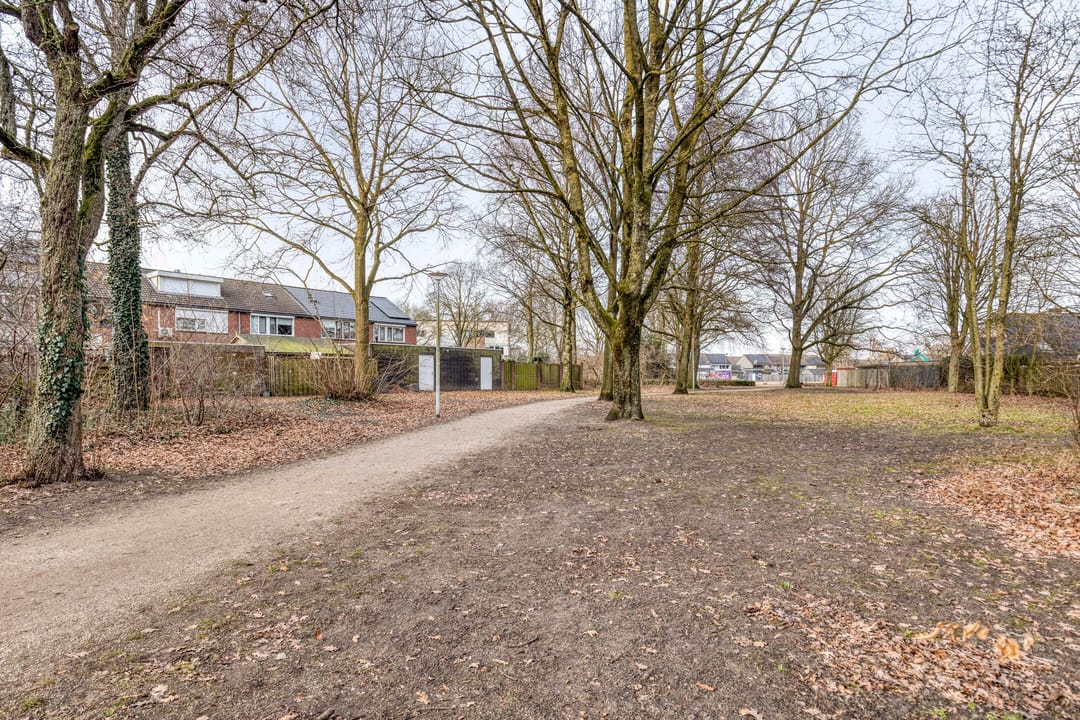 Foto 38 van Pluto 29