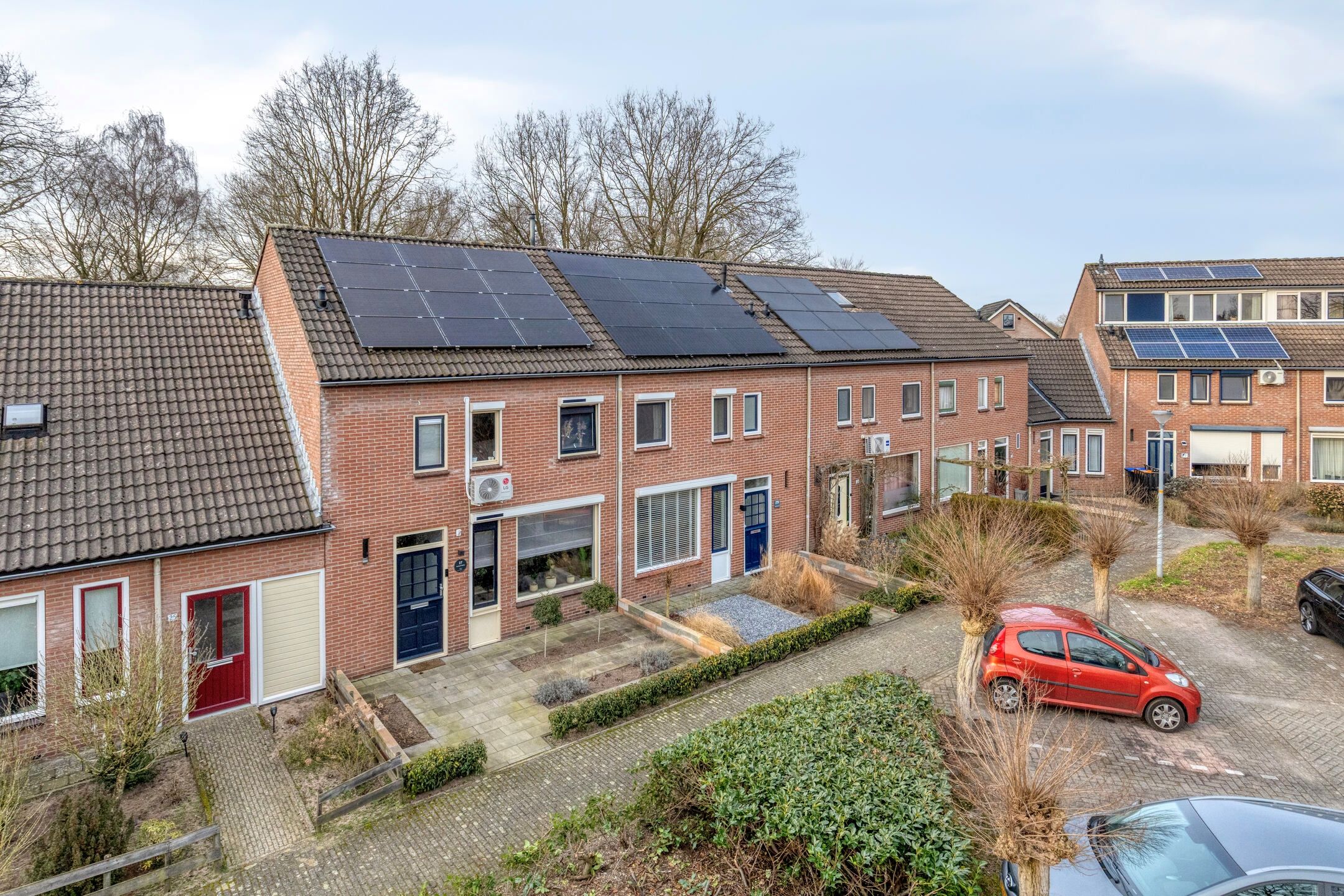 Foto 39 van Pluto 29