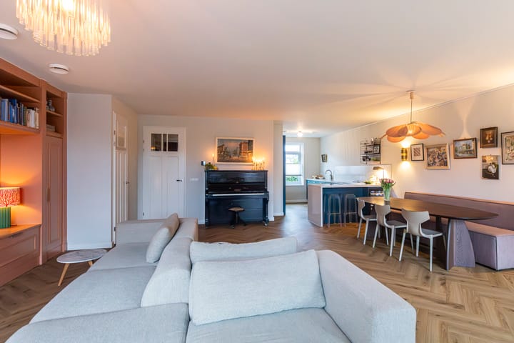 Photo 8 of Doris Lessinglaan 126