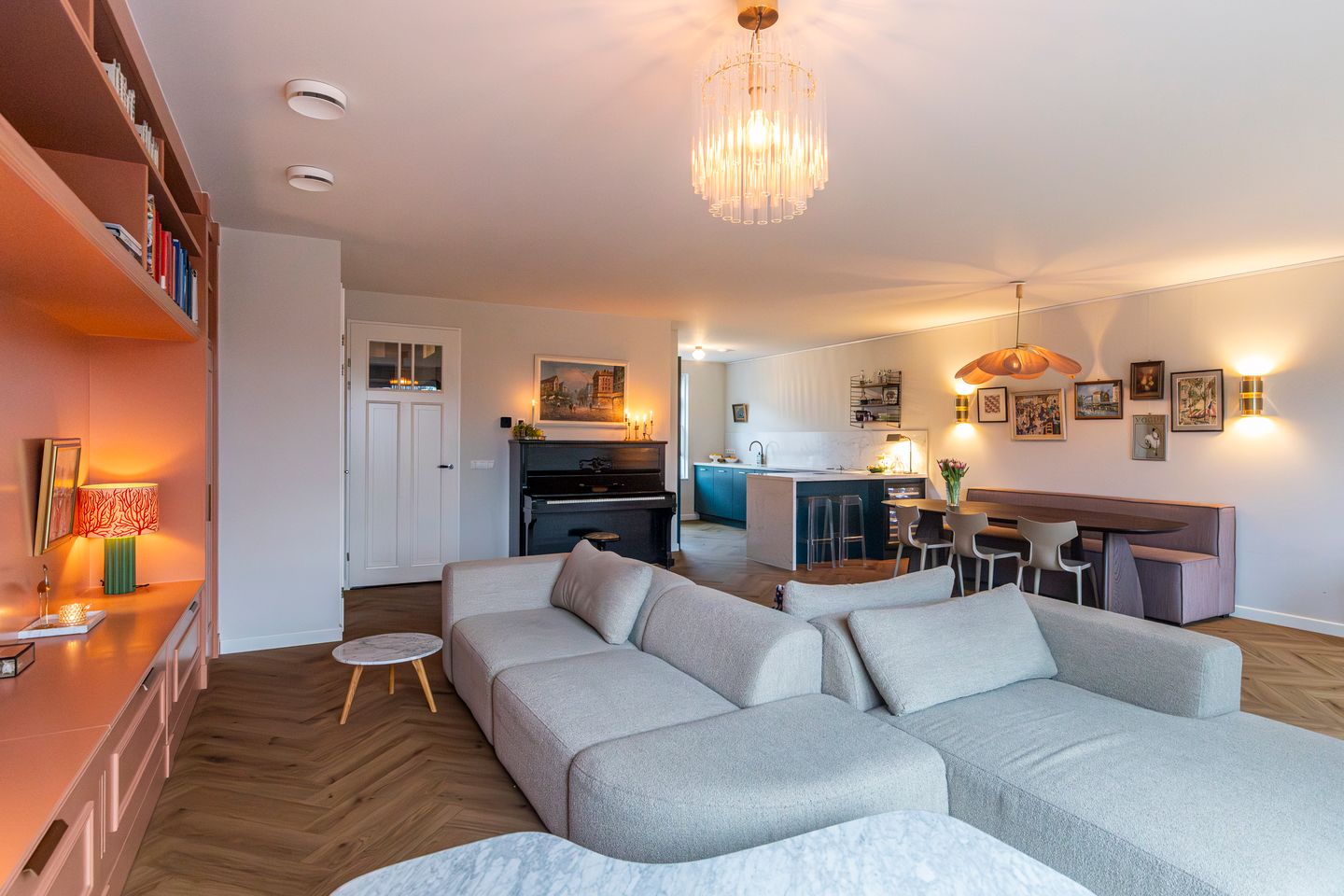 Photo 10 of Doris Lessinglaan 126