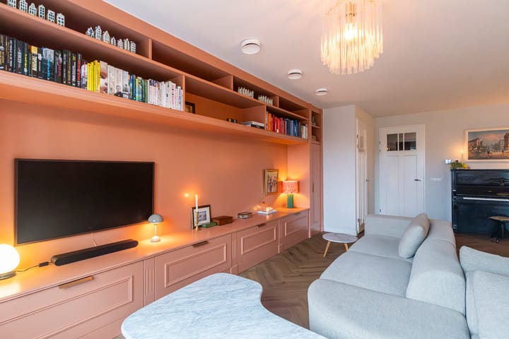 Photo 15 of Doris Lessinglaan 126