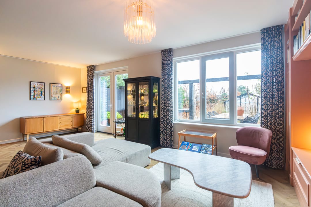 Photo 16 of Doris Lessinglaan 126