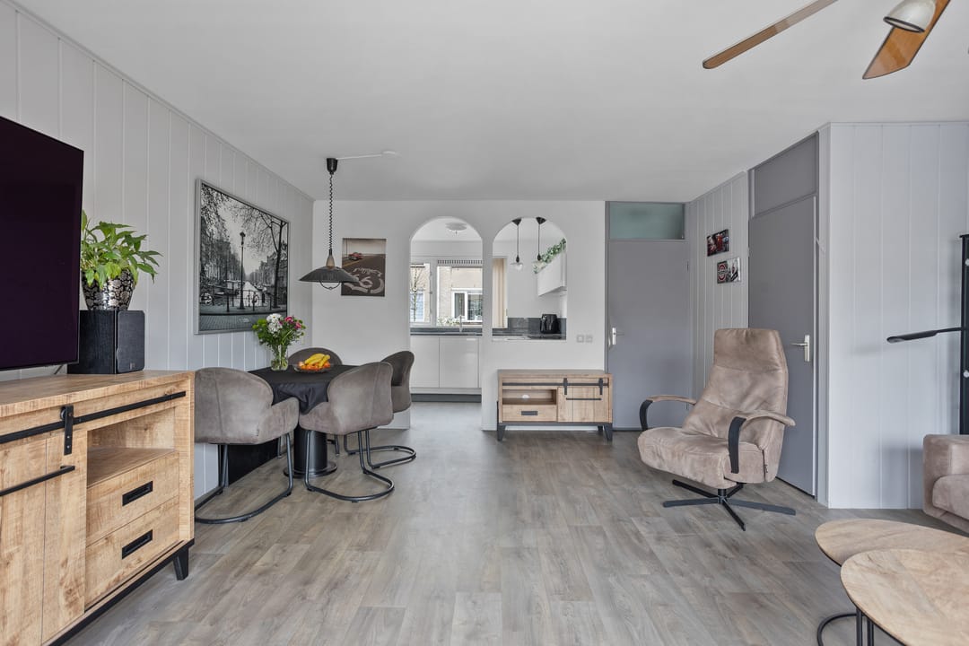 Foto 8 van Bizetstraat 14