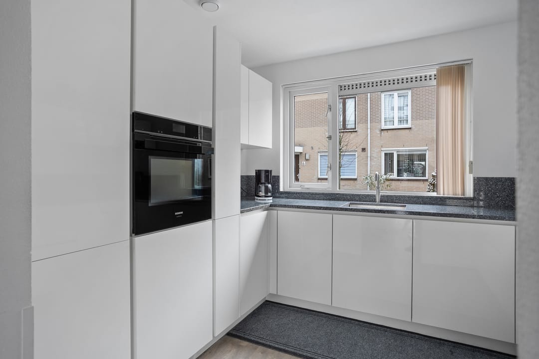 Foto 11 van Bizetstraat 14