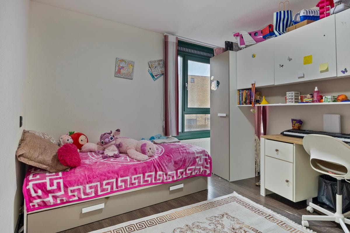 Foto 39 van Trooststraat 64