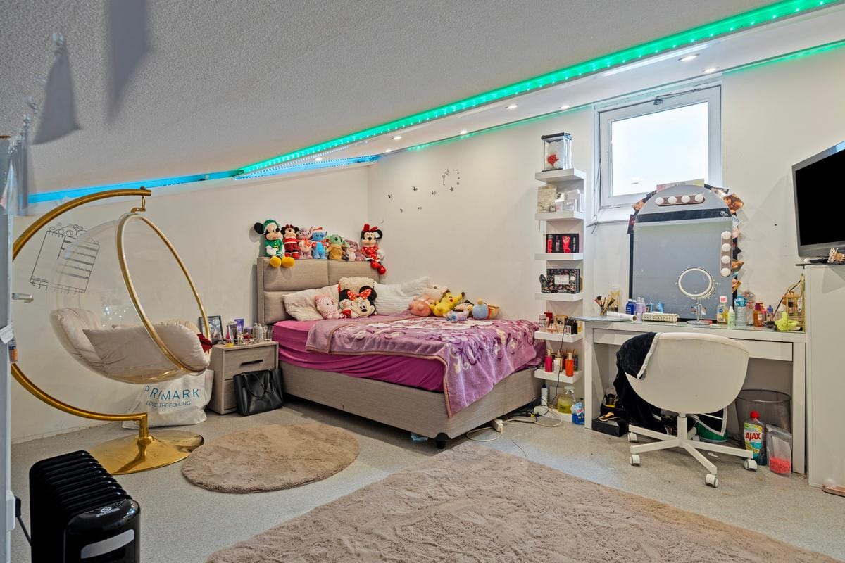 Foto 48 van Trooststraat 64