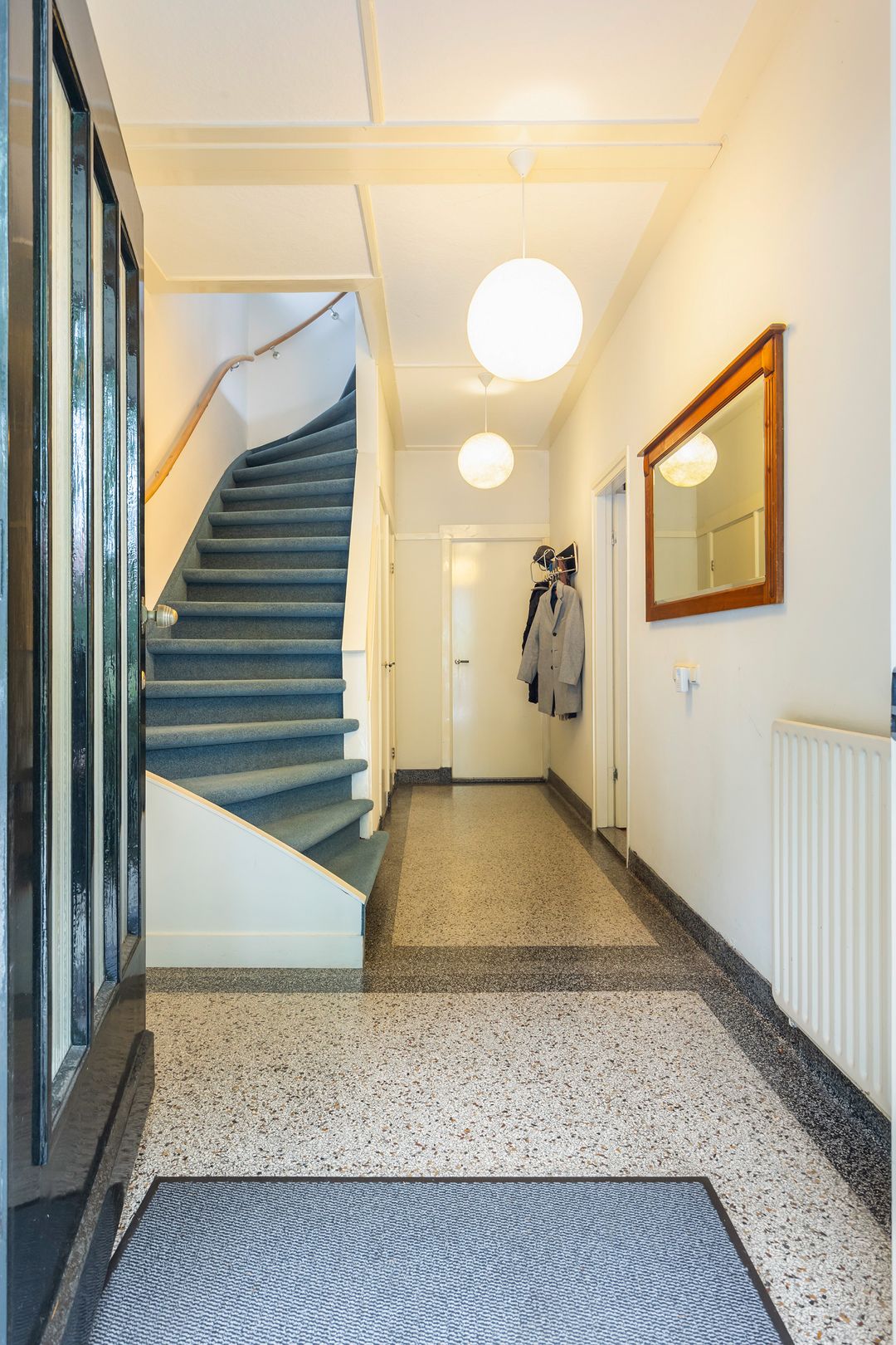Photo 17 of Jachtlaan 117