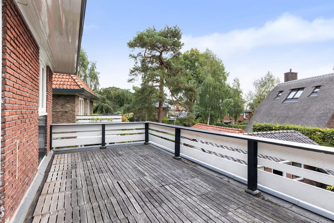 Photo 28 of Jachtlaan 117
