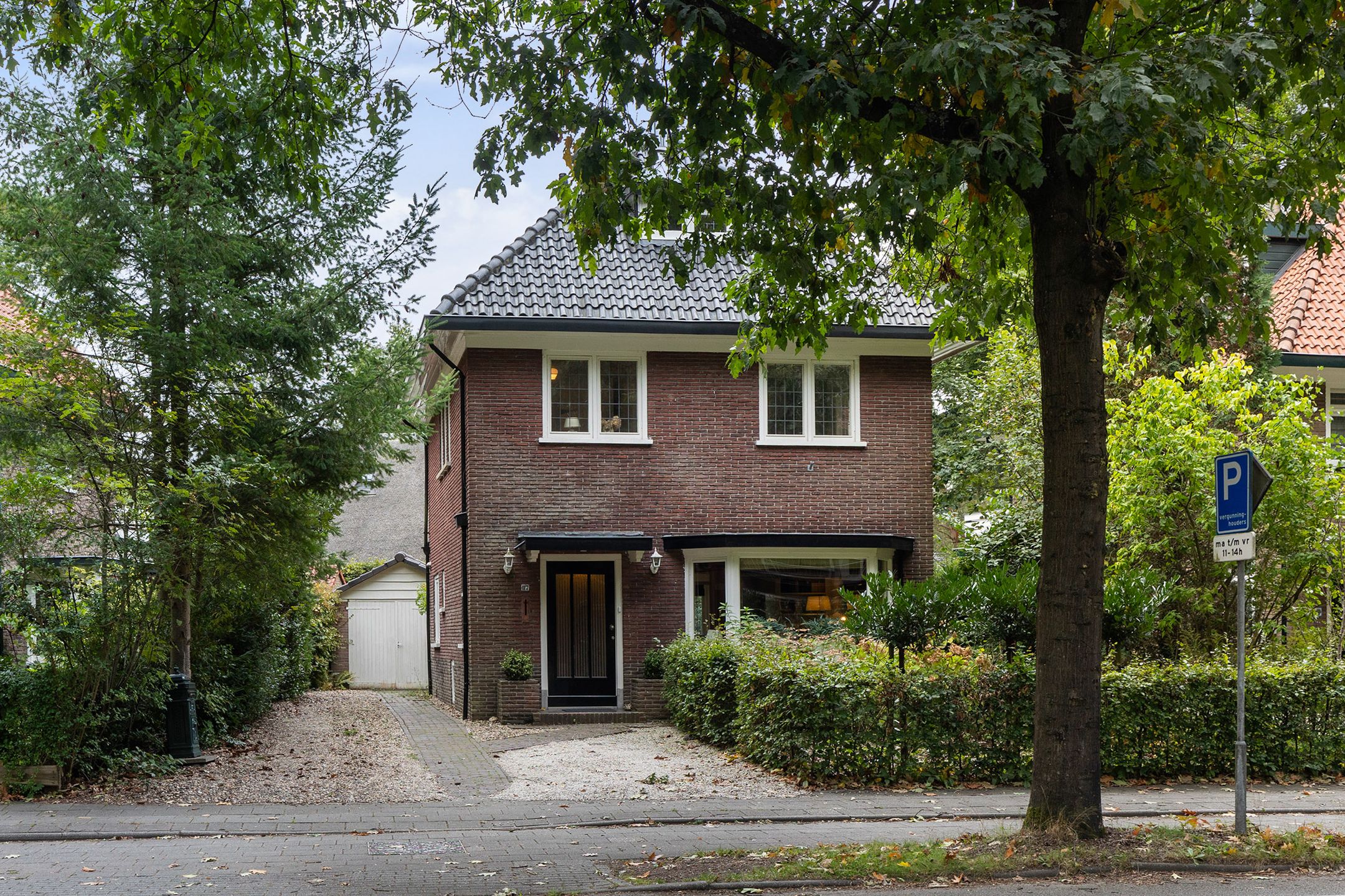 Photo 45 of Jachtlaan 117