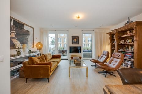 Jelena Bonnerpad 11 secondary image