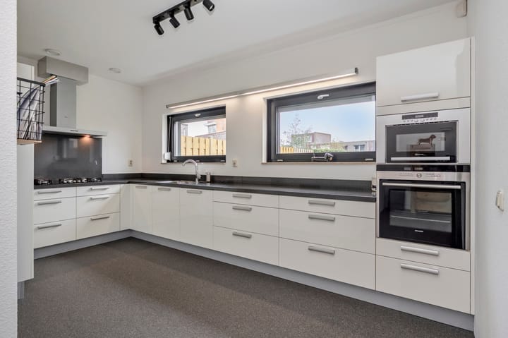 Foto 3 van Jupiter 36