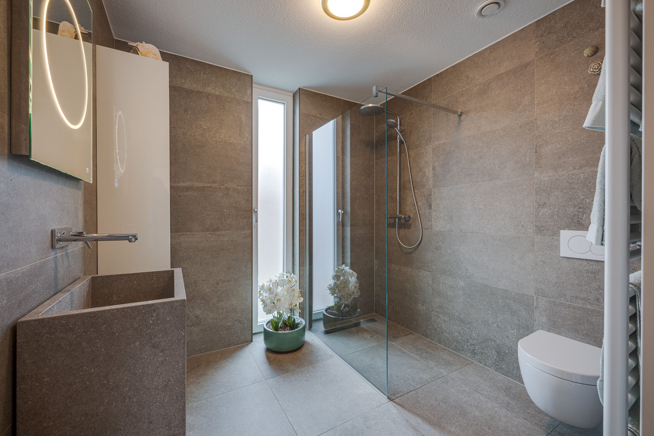 Foto 39 van Jelena Bonnerpad 11