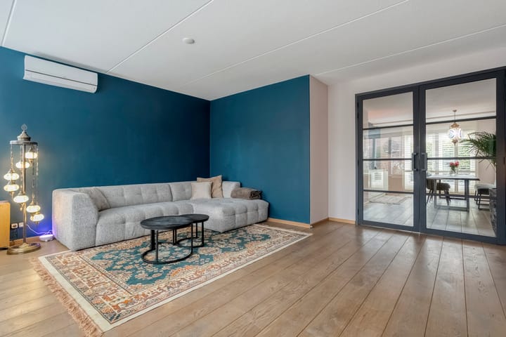 Foto 2 van Bertram 9