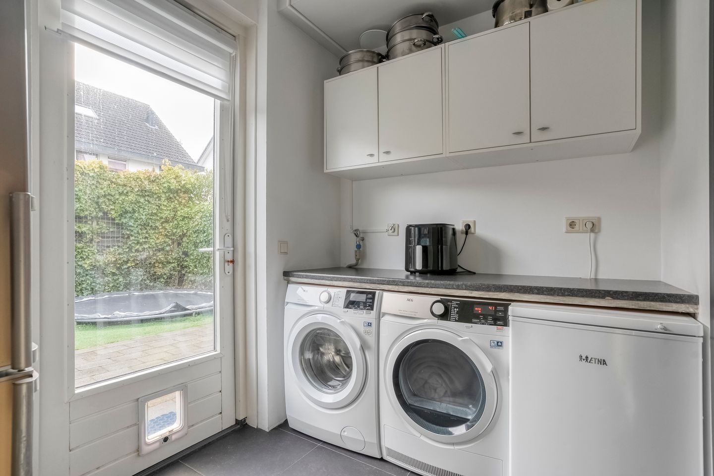 Photo 14 of Bertram 9