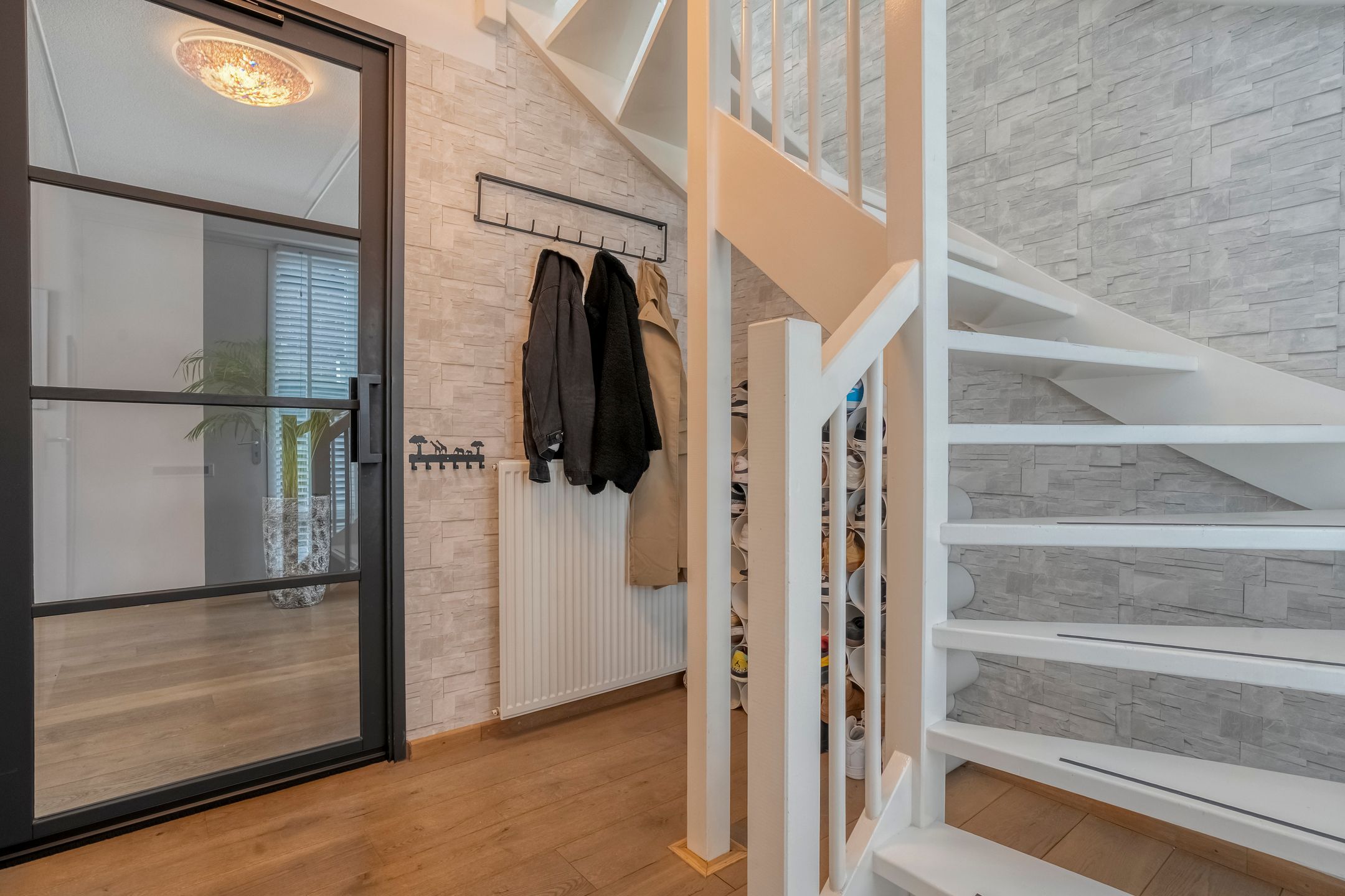 Photo 15 of Bertram 9