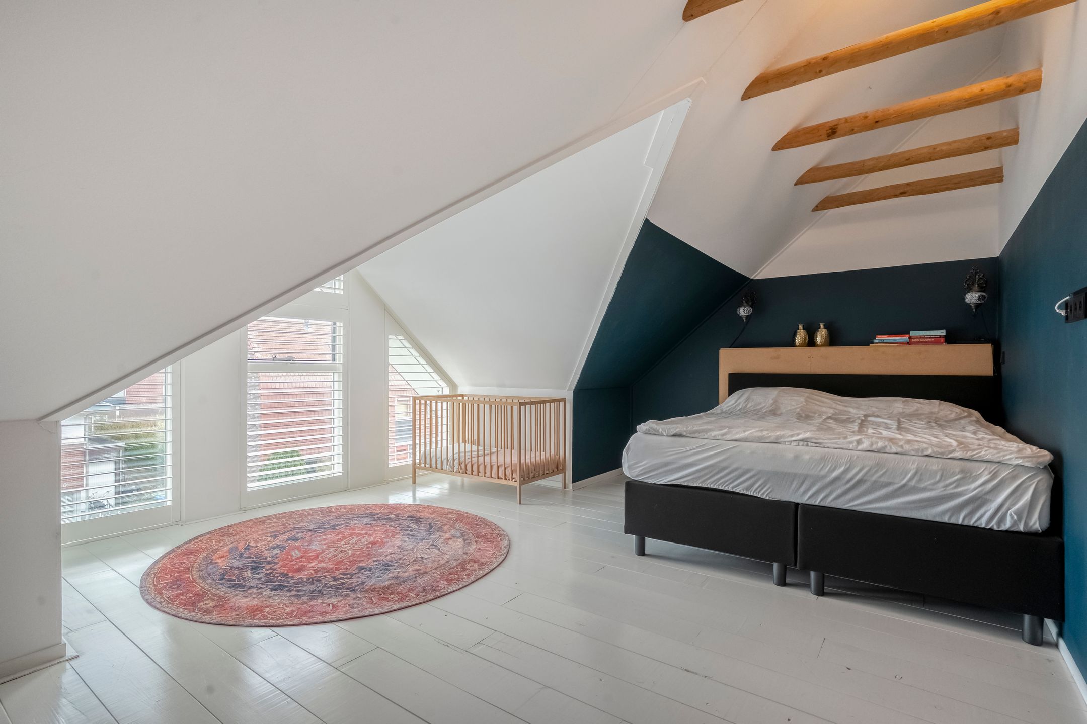 Photo 30 of Bertram 9