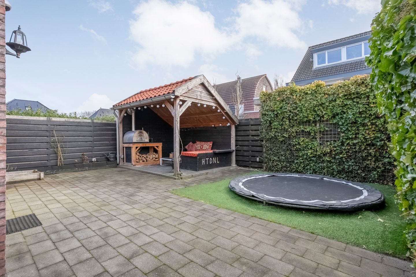 Photo 35 of Bertram 9