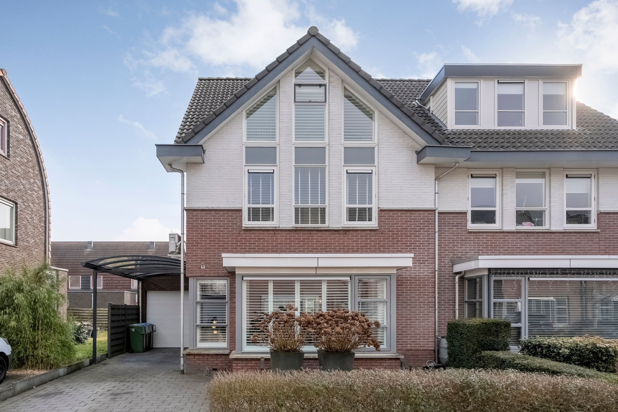 Photo 39 of Bertram 9